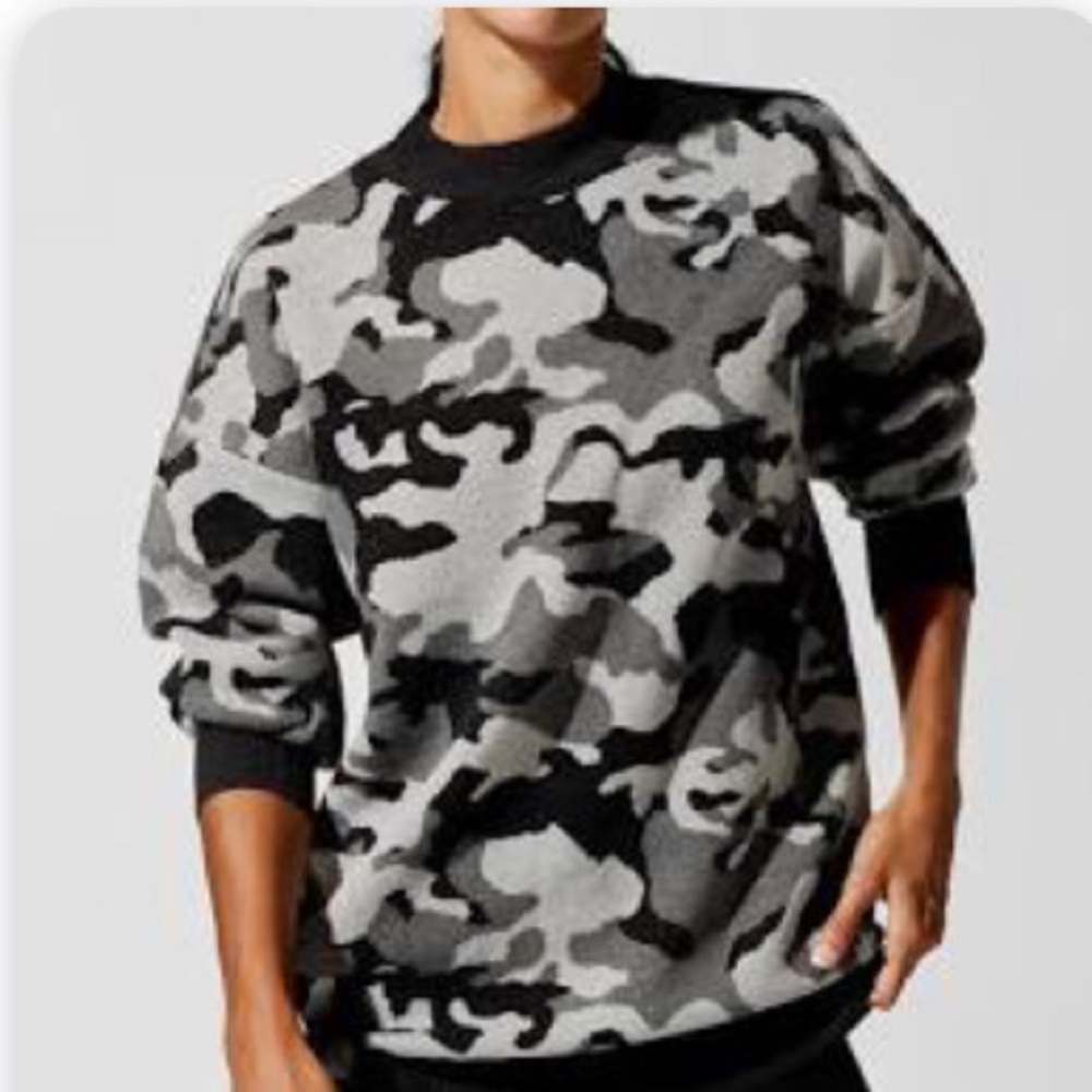 CARBON38 CAMO SWEATER Size Large Trendy Stylish Effortless Comfy Modern - Picture 11 of 11